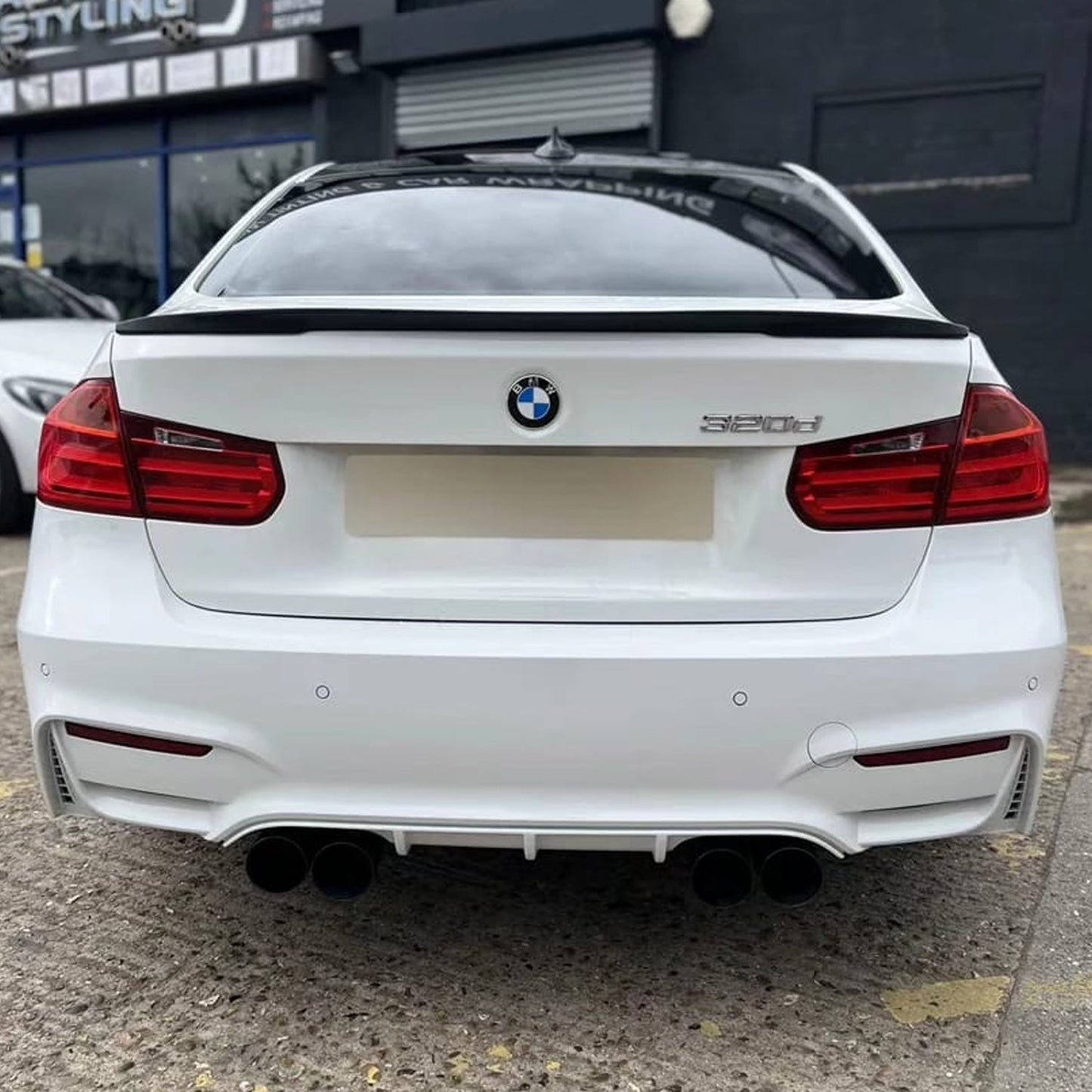 
                  
                    BODY KIT F30 (CONVERSION TO M3)-BODY KIT-RETRO SOLUTIONS-CARPLUS
                  
                