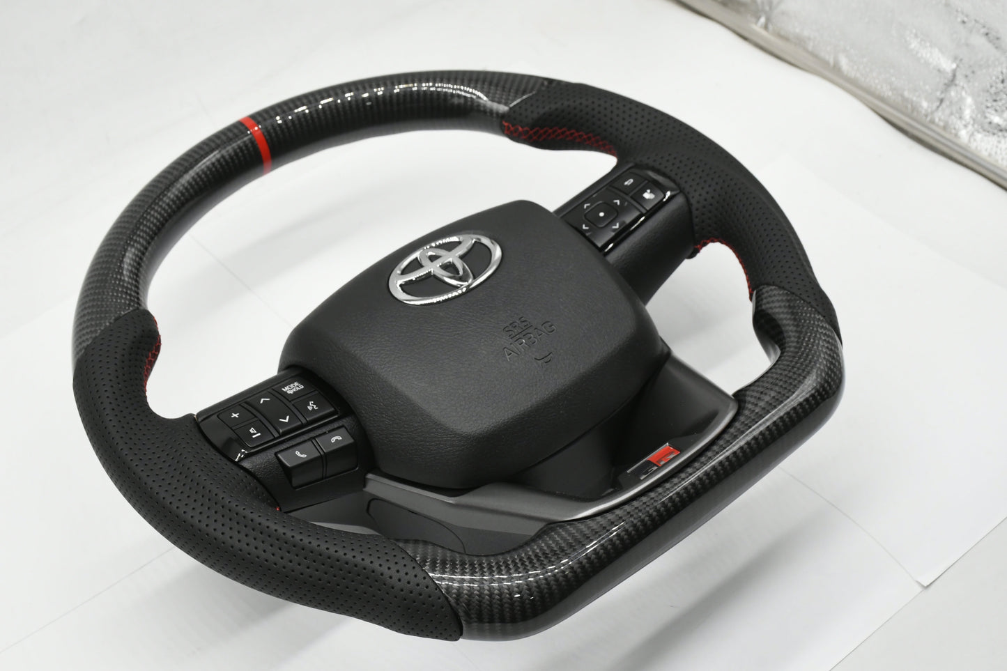 
                  
                    real carbon fibre fortuner steering wheel-STEERING CONTROL-RETRO SOLUTIONS-CARPLUS
                  
                