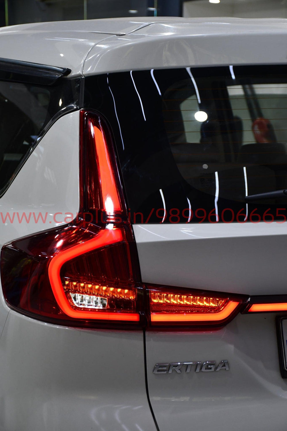 Maruti suzuki ertiga on sale back glass price