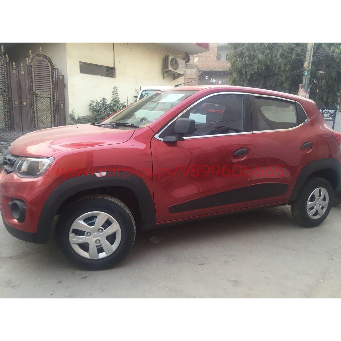 
                  
                    KMH Window Garnish for Renault Kwid CN LEAGUE EXTERIOR.
                  
                